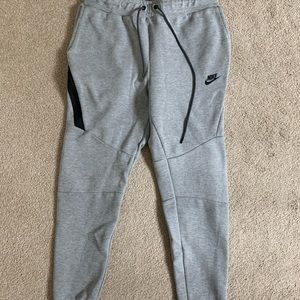 Nike men’s sweatpants